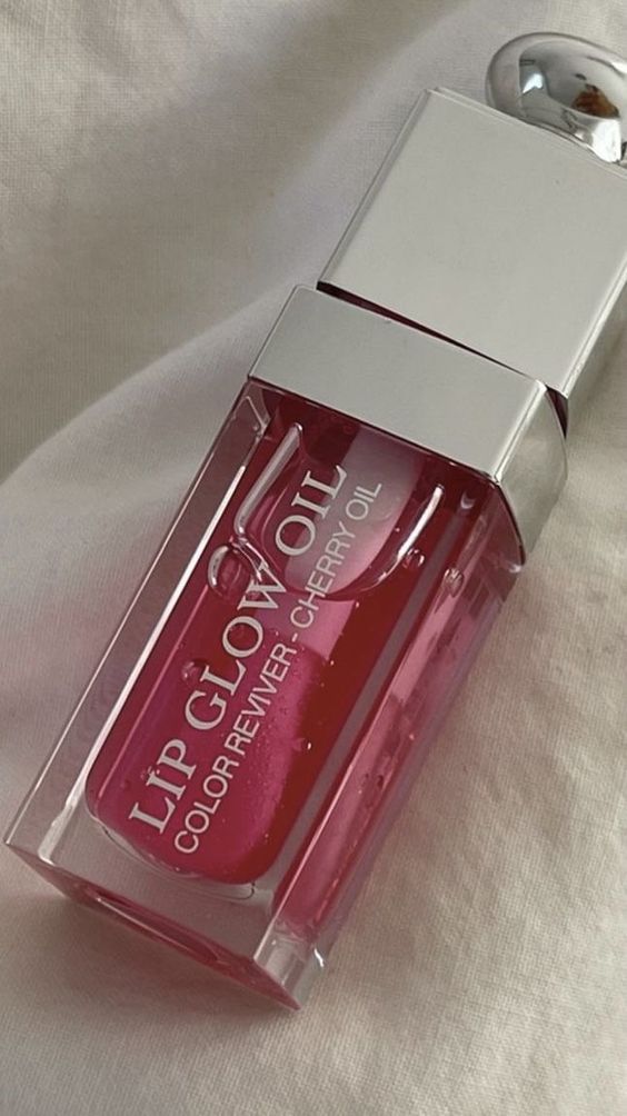 Lip glow oil