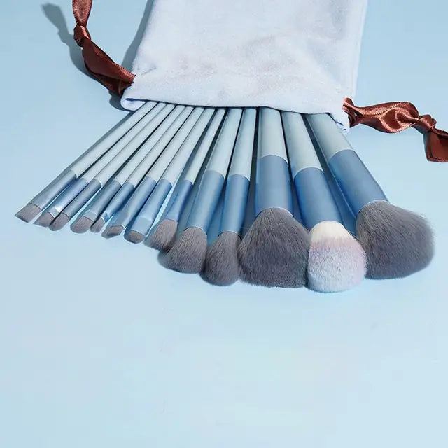 13 makeup brushes