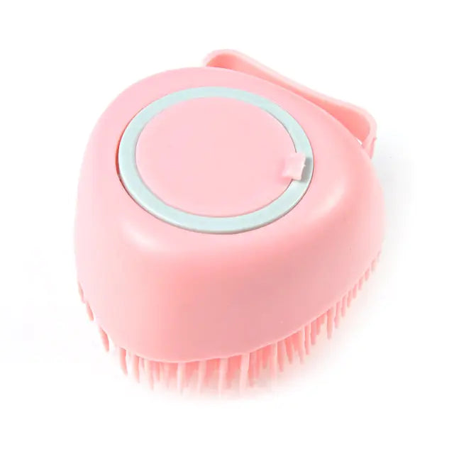 Silicone comb with shampoo