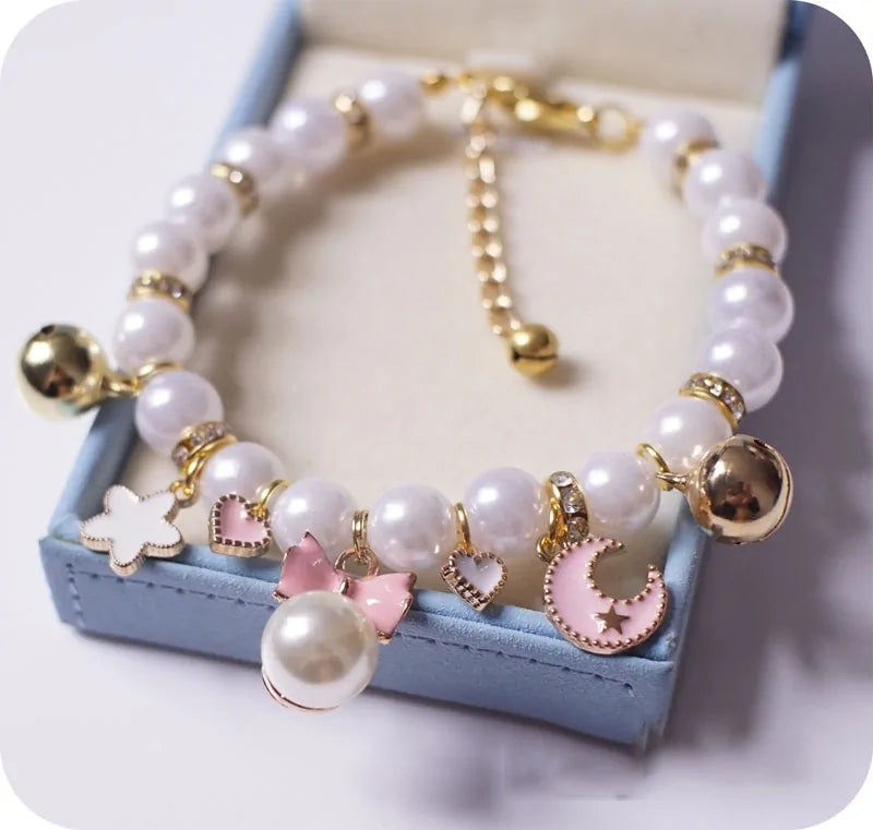 Princess pearl collar