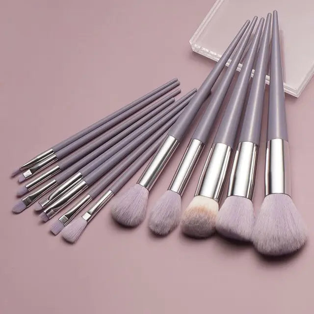 13 makeup brushes