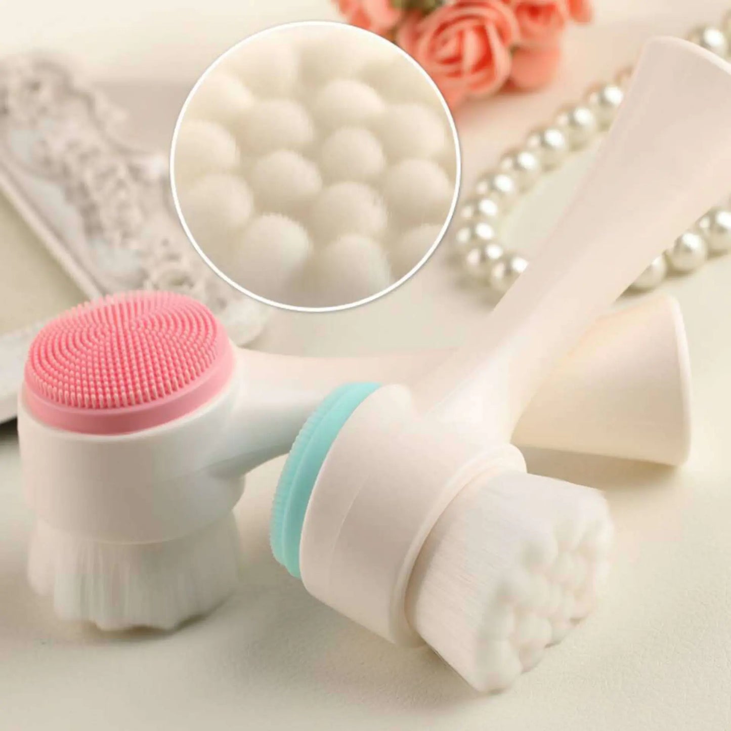 Facial cleansing brush