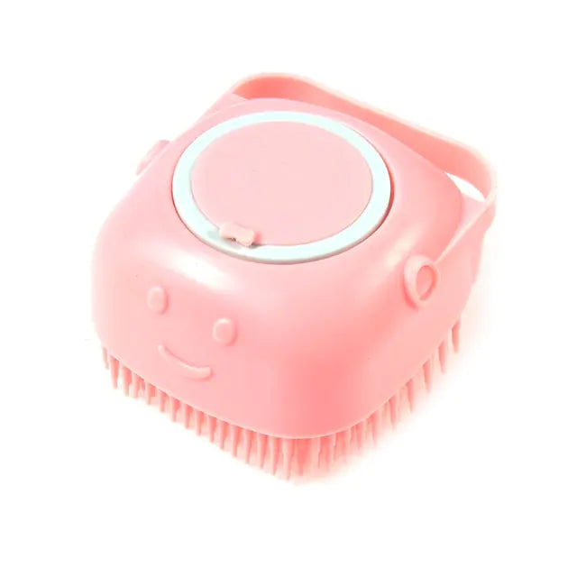 Silicone comb with shampoo